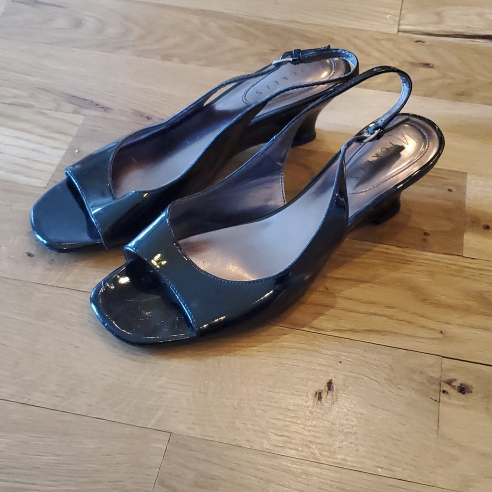 Nickels black patent leather sling black heels